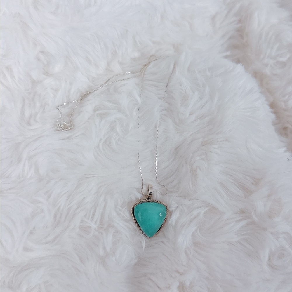 Turquoise Tuesday ★ Sonyei Coho To The Point Necklace ★ Green Blue - Picture 3 of 5